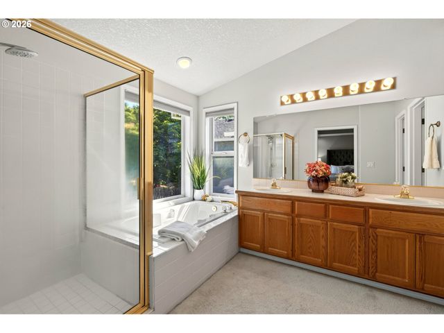 17937 Nw ANASTASIA Dr, Portland, OR 97229