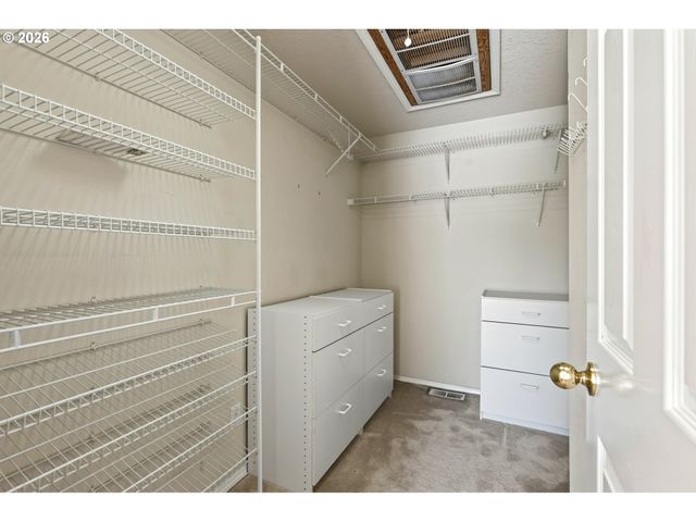 17937 Nw ANASTASIA Dr, Portland, OR 97229