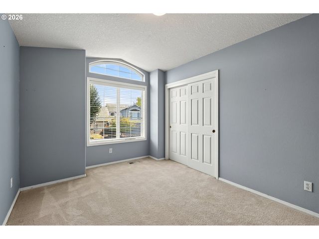 17937 Nw ANASTASIA Dr, Portland, OR 97229