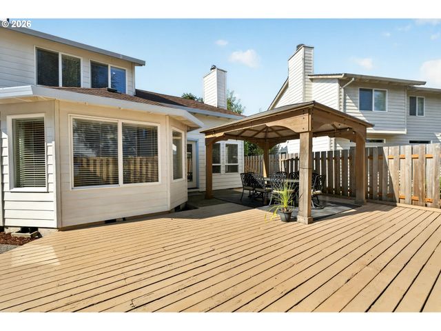 17937 Nw ANASTASIA Dr, Portland, OR 97229
