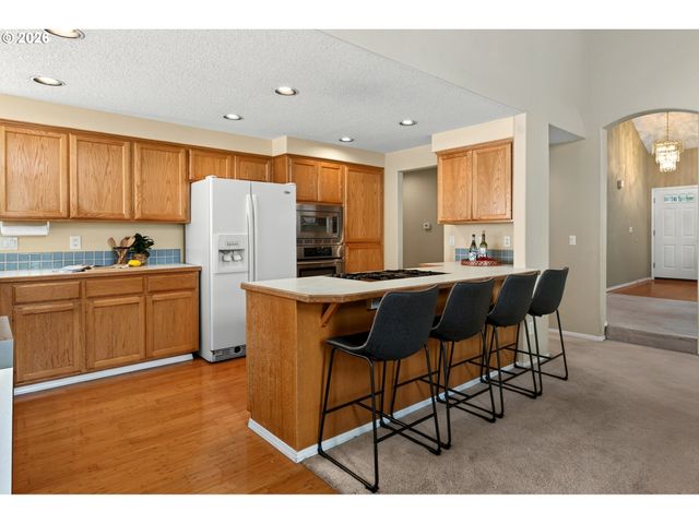 17937 Nw ANASTASIA Dr, Portland, OR 97229