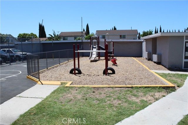 1250 S Brookhurst Street, Anaheim, CA 92804