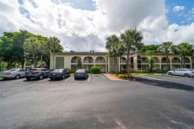 2703 Nassau Bend D1, Coconut Creek, FL 33066