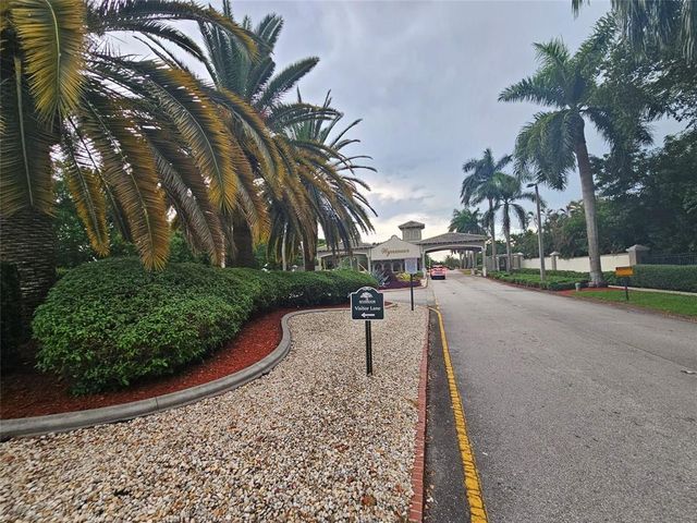 2703 Nassau Bend D1, Coconut Creek, FL 33066