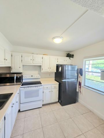 2703 Nassau Bend D1, Coconut Creek, FL 33066