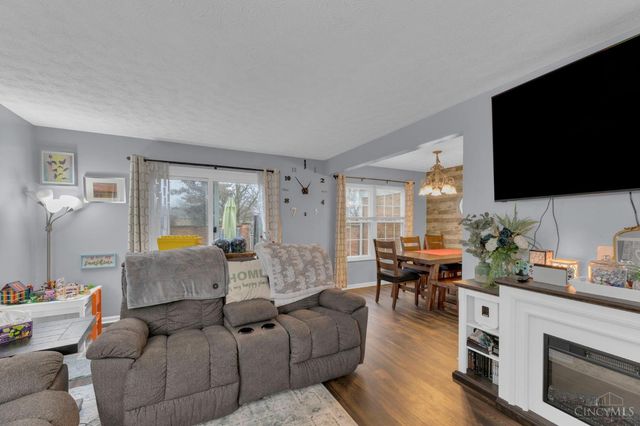 27 Wildwood Drive, Fairfield, OH 45014