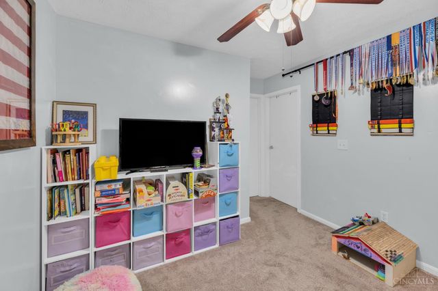 27 Wildwood Drive, Fairfield, OH 45014