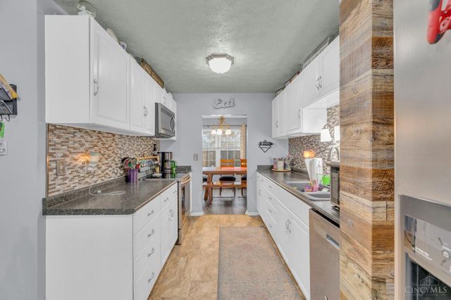 27 Wildwood Drive, Fairfield, OH 45014