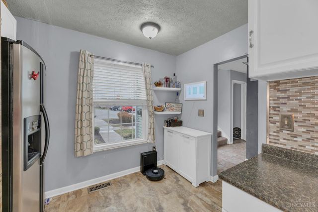 27 Wildwood Drive, Fairfield, OH 45014