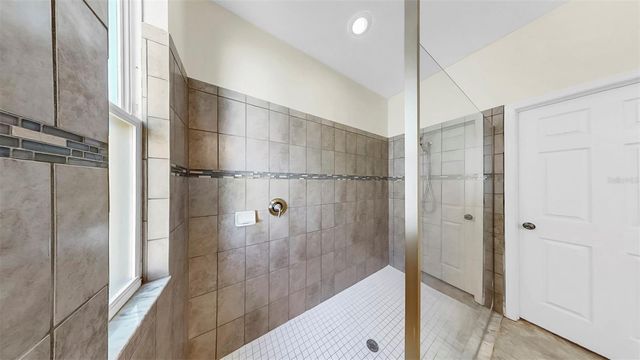 11416 CARLTON FIELDS DRIVE, Riverview, FL 33579