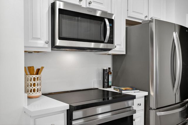 866 Stonehurst Way, Campbell, CA 95008