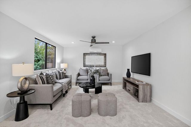 866 Stonehurst Way, Campbell, CA 95008