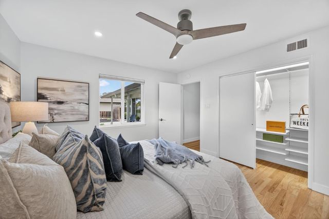 866 Stonehurst Way, Campbell, CA 95008