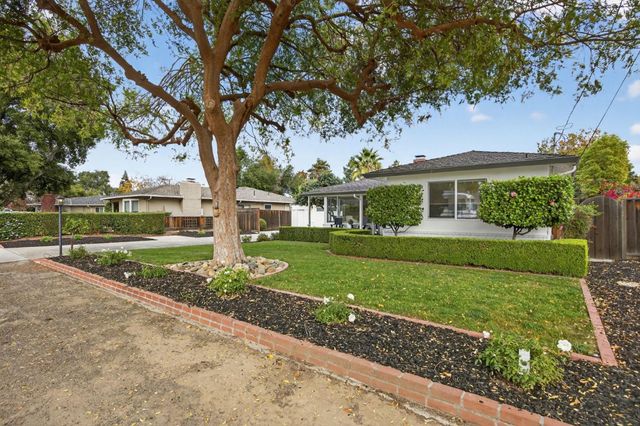 866 Stonehurst Way, Campbell, CA 95008