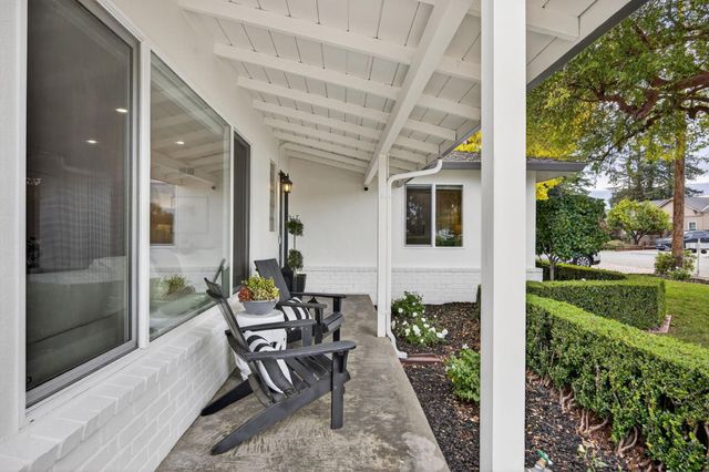 866 Stonehurst Way, Campbell, CA 95008