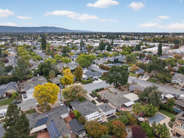 866 Stonehurst Way, Campbell, CA 95008