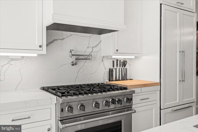 2610 GARFIELD ST NW, Washington, DC 20008