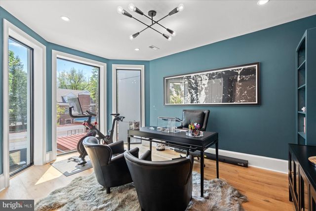 2610 GARFIELD ST NW, Washington, DC 20008