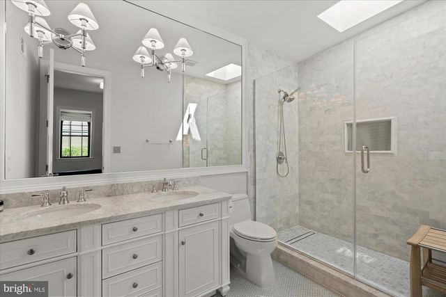2610 GARFIELD ST NW, Washington, DC 20008