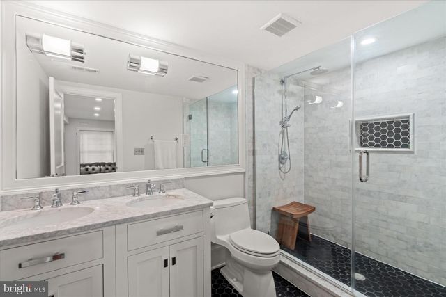 2610 GARFIELD ST NW, Washington, DC 20008