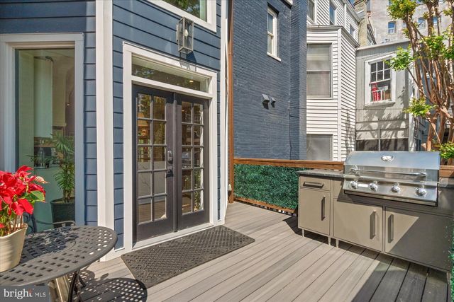 2610 GARFIELD ST NW, Washington, DC 20008