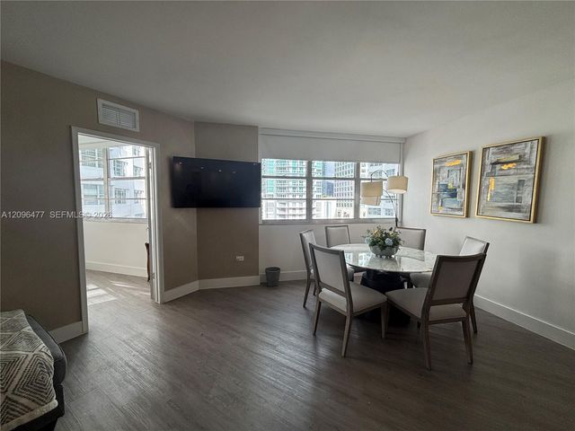 905 Brickell Bay Drive 1124, Miami, FL 33131