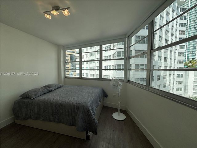 905 Brickell Bay Drive 1124, Miami, FL 33131