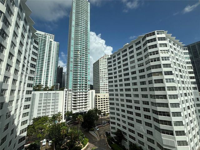 905 Brickell Bay Drive 1124, Miami, FL 33131