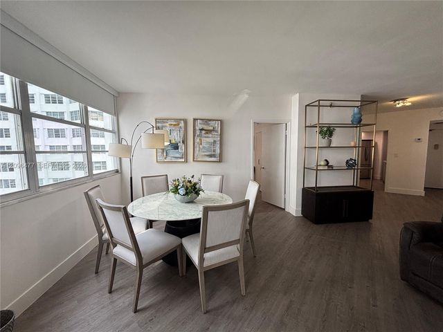 905 Brickell Bay Drive 1124, Miami, FL 33131