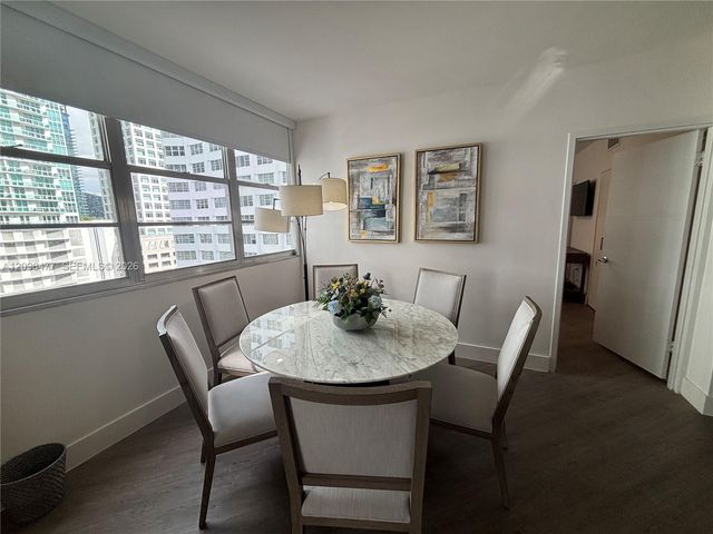 905 Brickell Bay Drive 1124, Miami, FL 33131