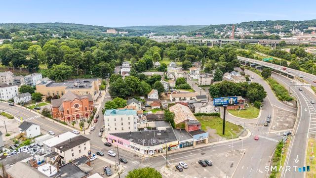872 Bank Street, Waterbury, CT 06708