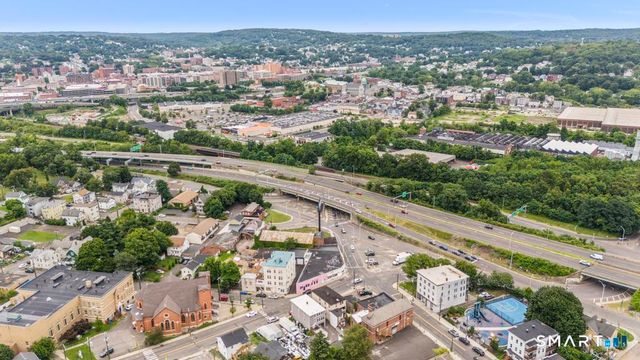 872 Bank Street, Waterbury, CT 06708