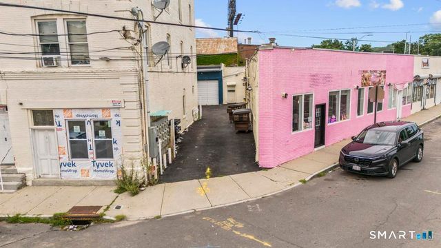 872 Bank Street, Waterbury, CT 06708