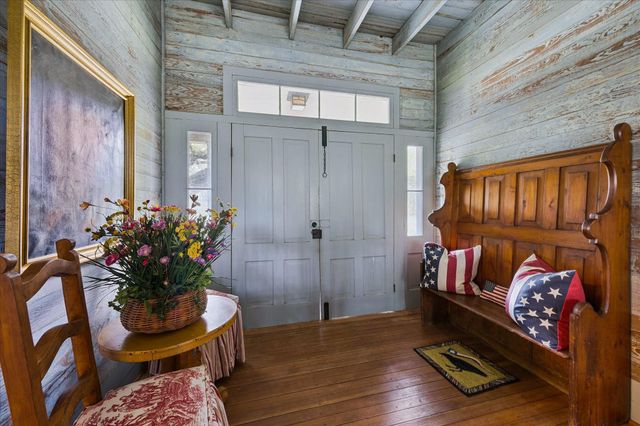 207 Bauer Rummel Road, Round Top, TX 78954