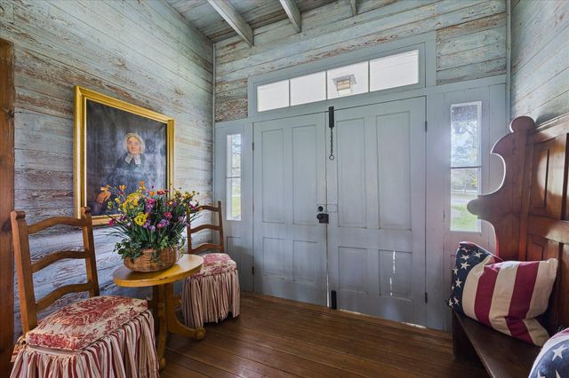 207 Bauer Rummel Road, Round Top, TX 78954