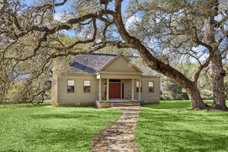 207 Bauer Rummel Road, Round Top, TX 78954