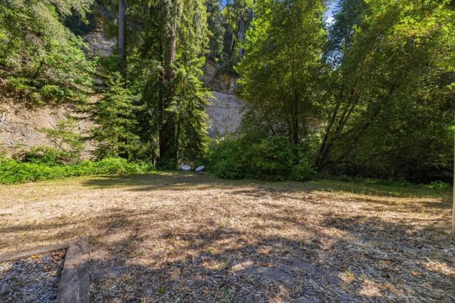 15740 Forest Hill Drive, Boulder Creek, CA 95006