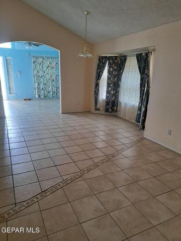 11077 GOLDEN POND Drive, El Paso, TX 79934