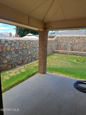 11077 GOLDEN POND Drive, El Paso, TX 79934