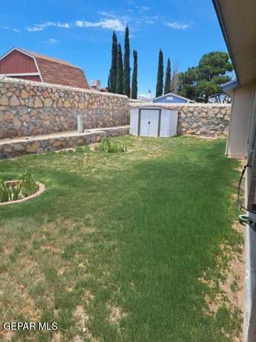 11077 GOLDEN POND Drive, El Paso, TX 79934