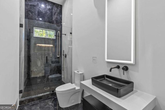 670 Loganville Highway, Winder, GA 30680