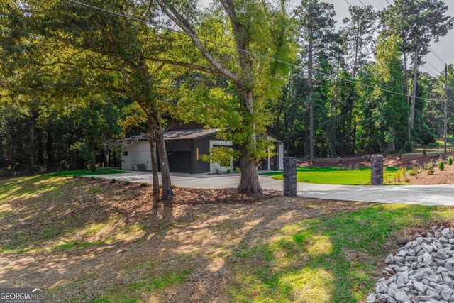 670 Loganville Highway, Winder, GA 30680