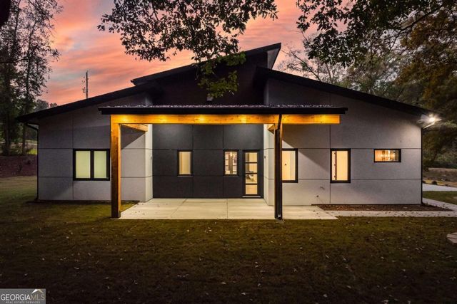 670 Loganville Highway, Winder, GA 30680