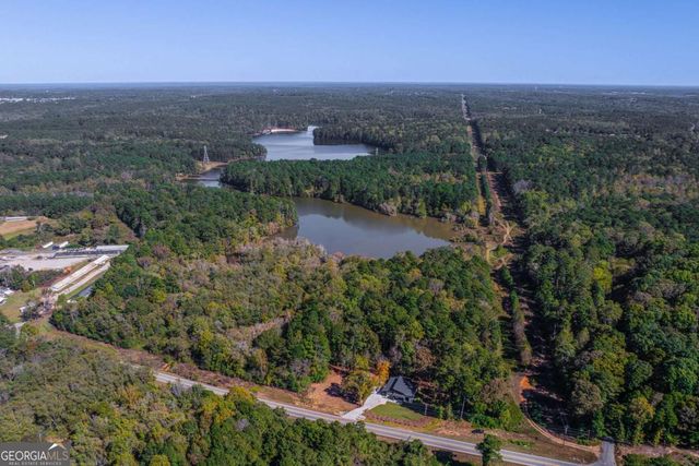 670 Loganville Highway, Winder, GA 30680