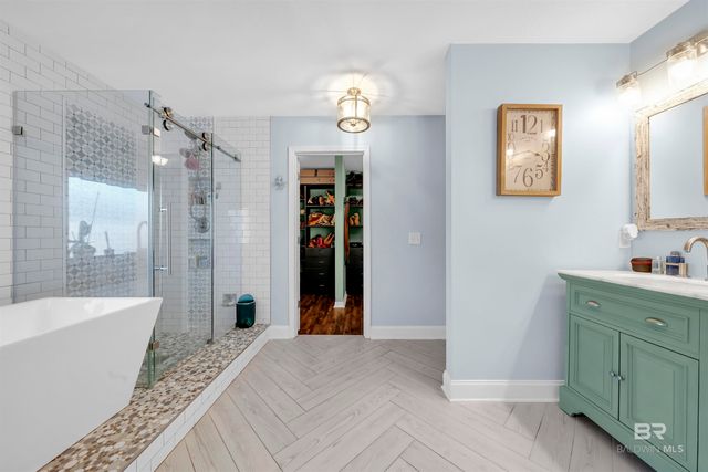 10180 Lyttleton Loop, Lillian, AL 36549