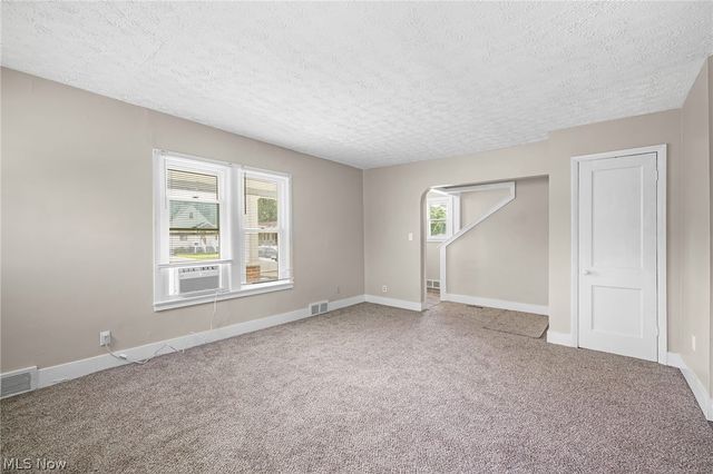 640 Seiberling Street, Akron, OH 44306