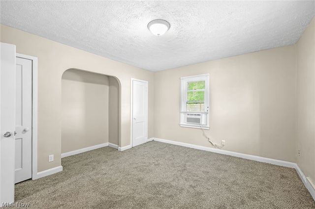 640 Seiberling Street, Akron, OH 44306