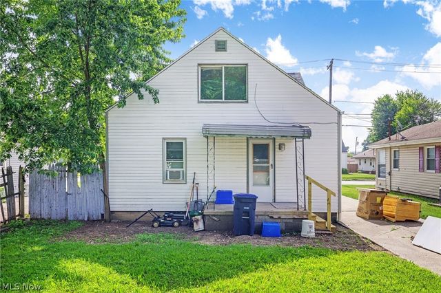640 Seiberling Street, Akron, OH 44306