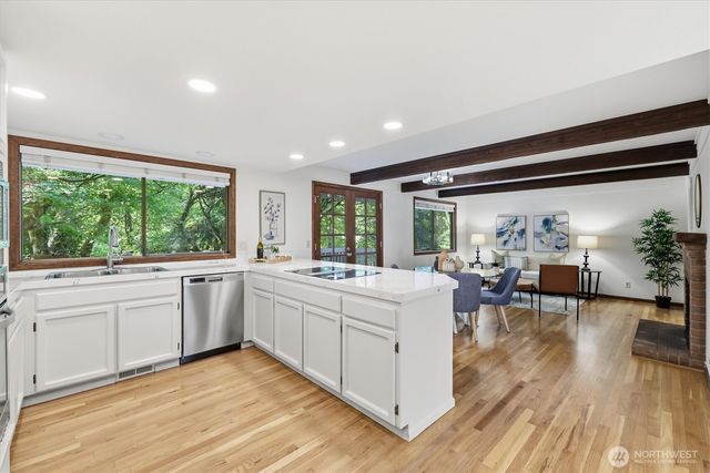 4617 162nd Avenue NE, Redmond, WA 98052