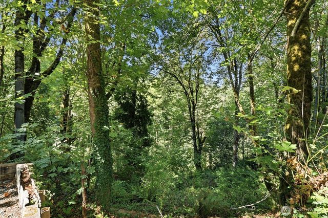 4617 162nd Avenue NE, Redmond, WA 98052
